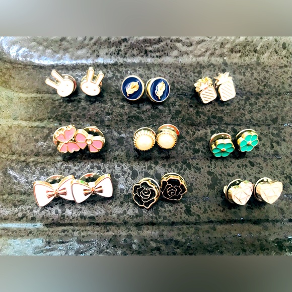 9 pairs of decorative pins bundle - Picture 2 of 13